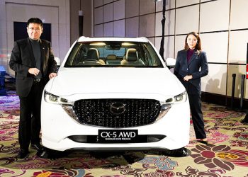Mazda Indonesia Hadirkan Warna Premium Anniversary Edition CX-5 AWD Rhodium White dan Mazda6 Artisan Red