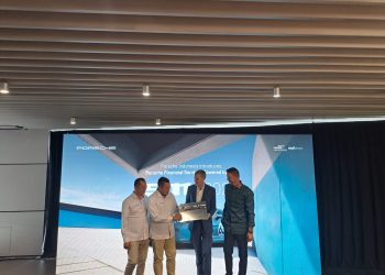 Mudahkan Pelanggan, MUF dan Porsche Indonesia Berkolaborasi