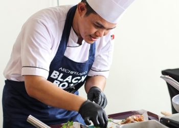 Chef Anwar Raih Kemenangan Pertamanya di ASTON Kuta dalam Archipelago Black Box Battle