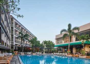 Akomodasi dengan Pemandangan Sawah dan Pegunungan di The Green Peak Artotel Curated Hotel & Convention