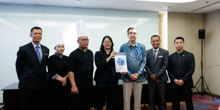 Berdedikasi Praktik Berkelanjutan, Hotel Ciputra Jakarta Raih Sertifikasi EarthCheck Silver