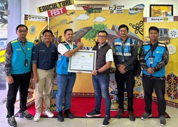Tegaskan Komitmen Berkelanjutan, UT Terima Renewable Energy Certificate di 28 Lokasi Operasional
