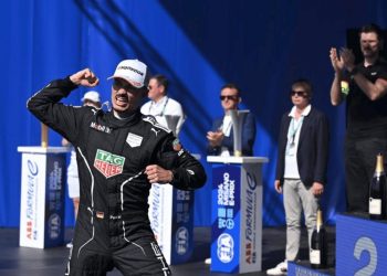 Pascal Wehrlein, Porsche Motorsport Raih Kemenangan di Miami E-Prix 2025