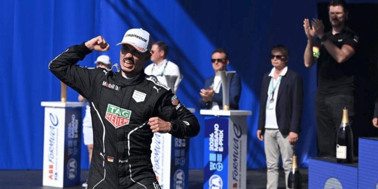 Pascal Wehrlein, Porsche Motorsport Raih Kemenangan di Miami E-Prix 2025