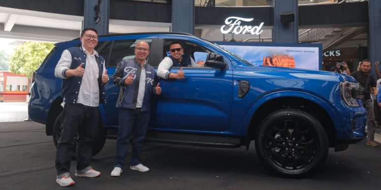 SUV Next-Gen Ford Everest Sport Resmi Meluncur di Indonesia