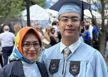 Putra Airin Rachmi Diany Raih MBA di Columbia Business School