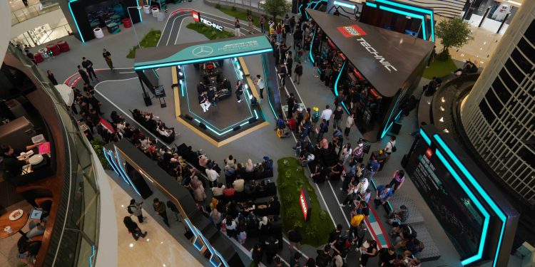 LEGO dan Mercedes-AMG PETRONAS F1 Hadirkan Pengalaman Pit Stop di Jakarta