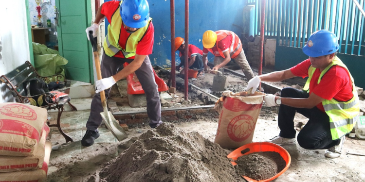 Peduli Inklusivitas, Semen Merah Putih Perbaiki Sarana Pendidikan SLB