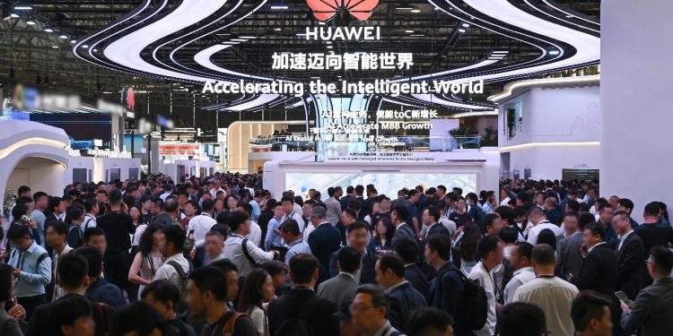 Perkembangan 5G-A dan AI Huawei Tampil di MWC Shanghai 2025