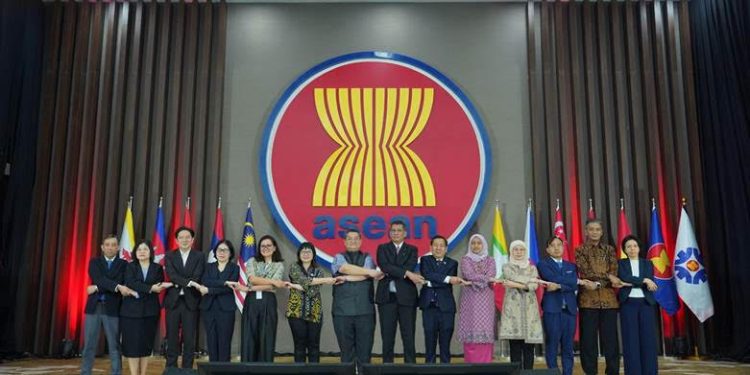 Kolaborasi ASEAN Foundation dan Vero Majukan Literasi AI Asia Tenggara