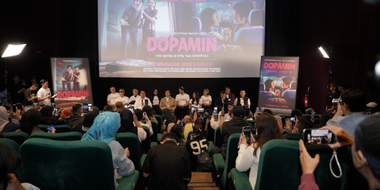 Pernikahan Angga Yunanda dan Shenina Cinnamon Kacau di Film “Dopamin”