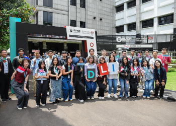 Sejarah Baru Pendidikan Global, DLI Sambut Mahasiswa Pertama Bandung