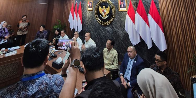 Pemerintah Tetapkan Tujuh Wilayah Kelola Sampah Jadi Listrik Nasional