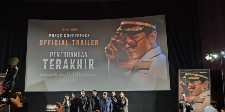 “Penerbangan Terakhir” Rilis Trailer Kisahkan Skandal Cinta Pilot dan Pramugari
