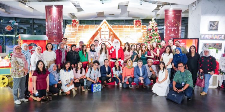 Collage All Day Dining Pullman Central Park Sajikan Perayaan Natal Istimewa