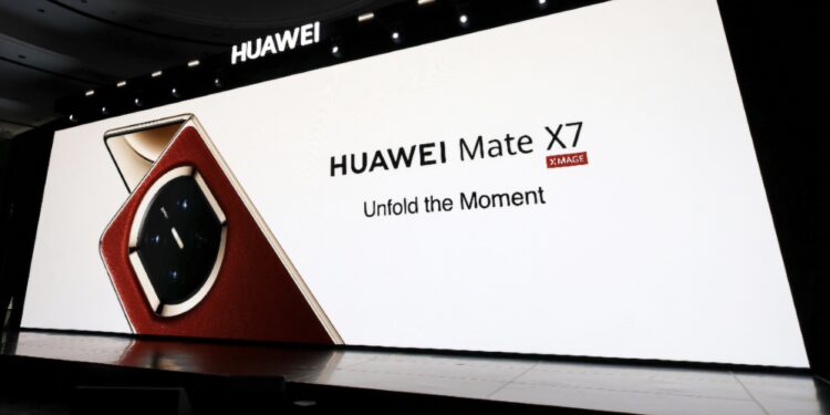 Huawei Mate X7 Debut di Indonesia, Inovasi Baru Smartphone Foldable