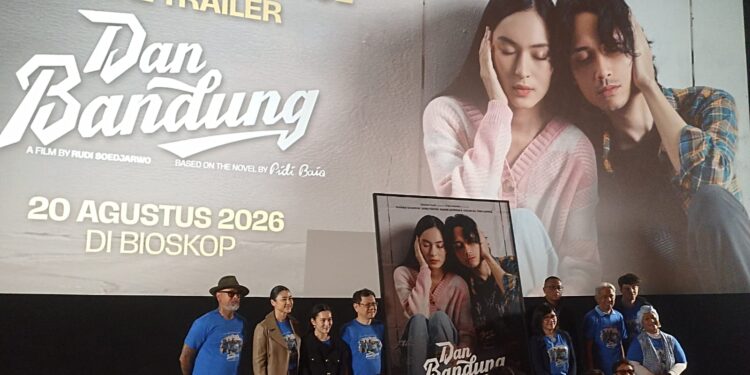 Final Trailer “Dan Bandung” Rilis, Kisah Cinta Perjuangan Siap Mengaduk Emosi Penonton