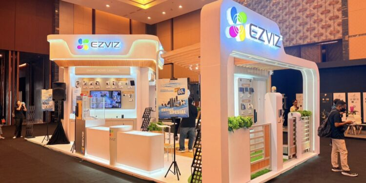 EZVIZ Hadirkan Seamless Living dan Smarter Protection di Indo Build Tech 2026