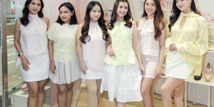 FitFlop Gandeng Pantone Hadirkan Koleksi Warna Pastel Nyaman Penuh Keseimbangan