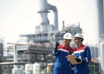 Dua Jalur Pertumbuhan Pertamina Menjaga Energi dan Menyiapkan Masa Depan
